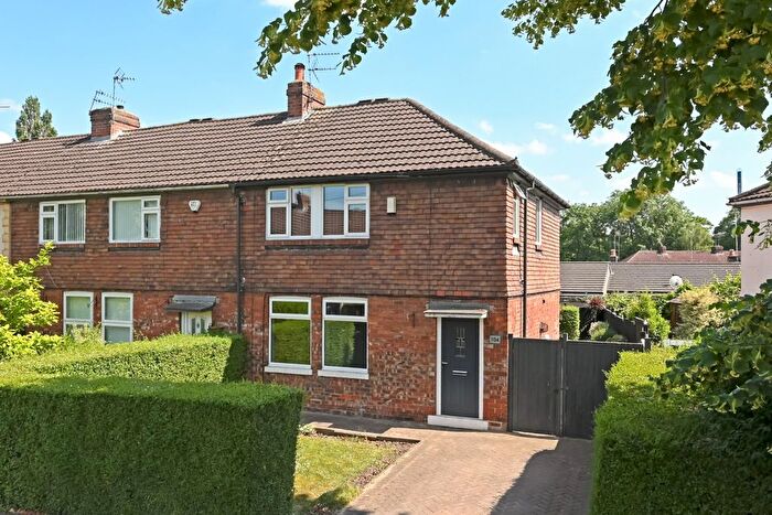 3 Bedroom End Of Terrace House To Rent In Alcuin Avenue, York, YO10