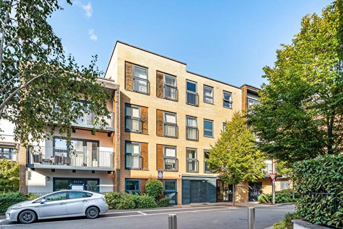 1 Bedroom Flat To Rent In Letchworth Road, Harrow, Stanmore, HA7