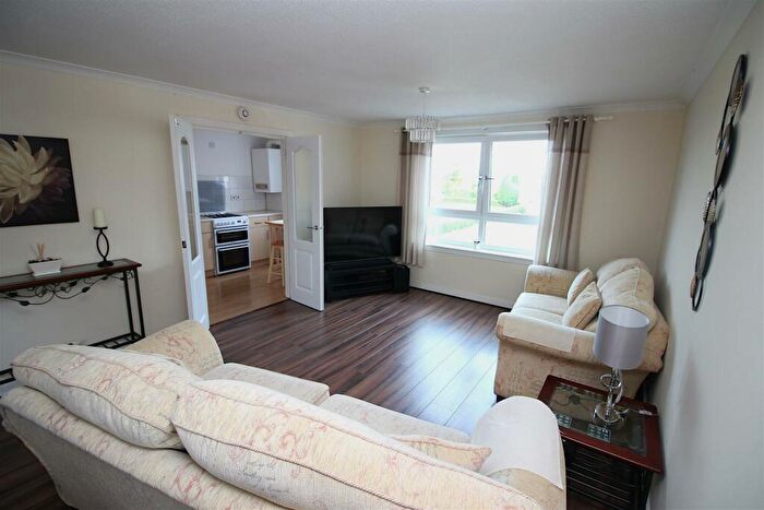 2 Bedroom Flat For Sale In Dempster Street, Greenock, PA15