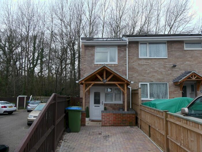 2 Bedroom End Of Terrace House To Rent In Puffin Close, Southampton SO16