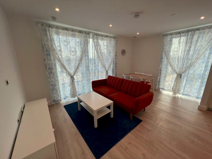 2 Bedroom Flat To Rent In Bridgewater Road, Wembley, Middlesex, HA0