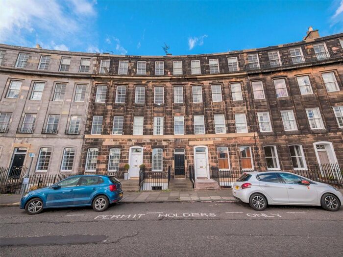 2 Bedroom Flat To Rent In Gardners Crescent, Edinburgh, EH3