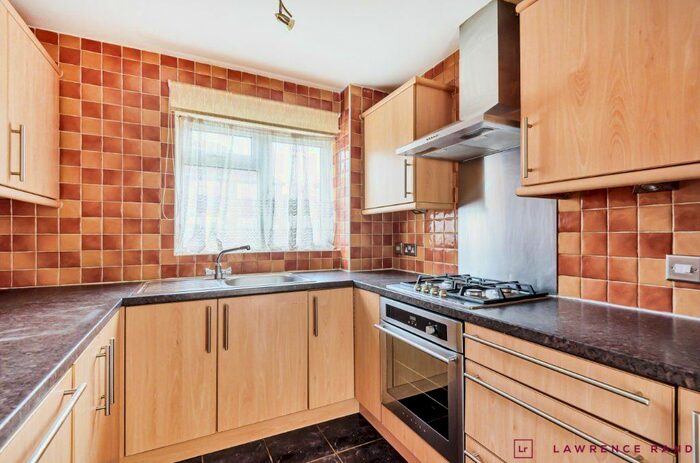 3 Bedroom End Of Terrace House To Rent In Edwards Avenue, Ruislip, HA4