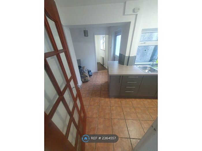 2 Bedroom End Of Terrace House To Rent In Caernarfon, Caernarfon, LL55