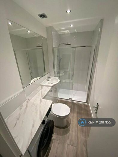 1 Bedroom Flat To Rent In Menzies Road, Aberdeen, AB11