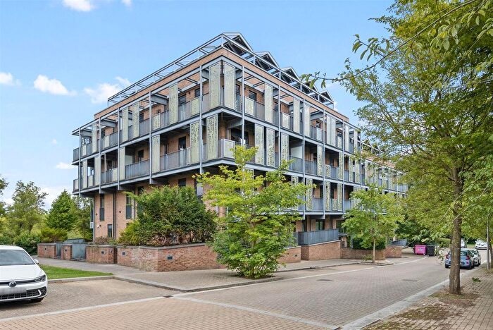 2 Bedroom Flat For Sale In Dalgin Place, Campbell Park, Milton Keynes, MK9