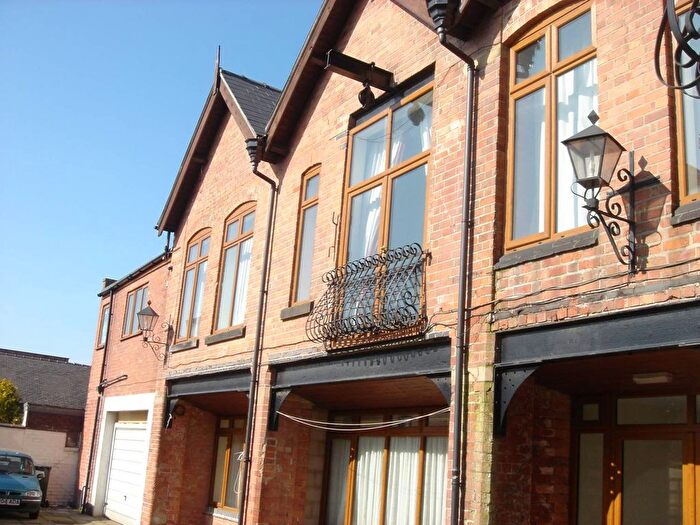 2 Bedroom Flat To Rent In Derby Street, Burton-On-Trent, Staffordshire, DE14