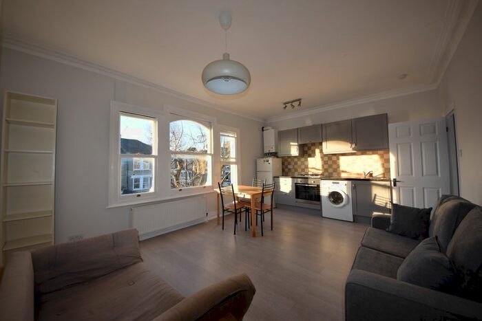 1 Bedroom Flat To Rent In Junction Road, Archway, Tufnell Park, London, N19