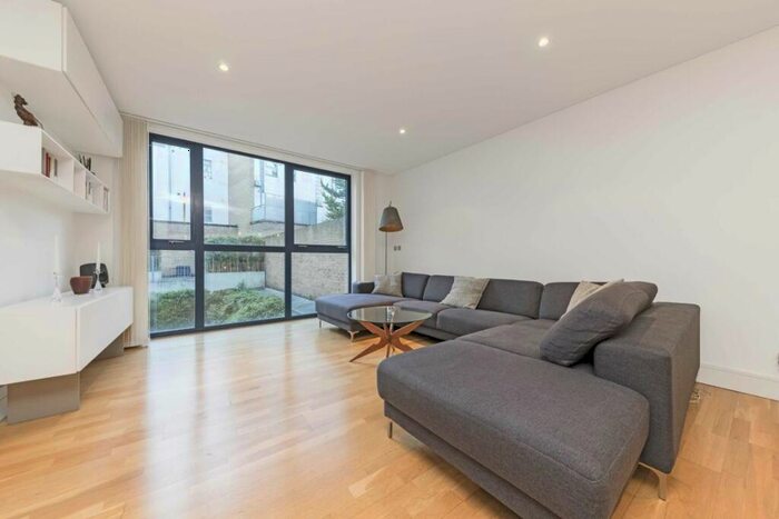 1 Bedroom Flat To Rent In Downham Road, London, N1