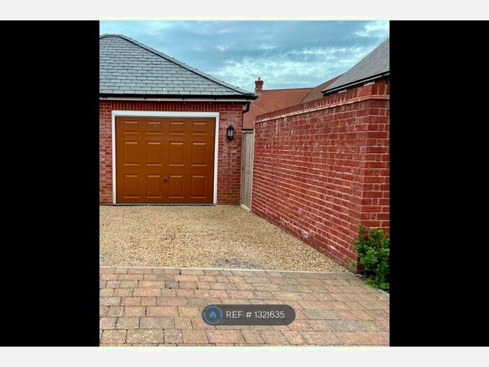 3 Bedroom End Of Terrace House To Rent In Hutchings Way, Yeovil, BA21