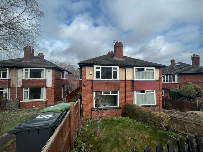 4 Bedroom End Of Terrace House To Rent In Coniston Avenue, Leeds, West Yorkshire, LS6