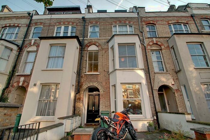 2 Bedroom Flat To Rent In Marlborough Road, N19