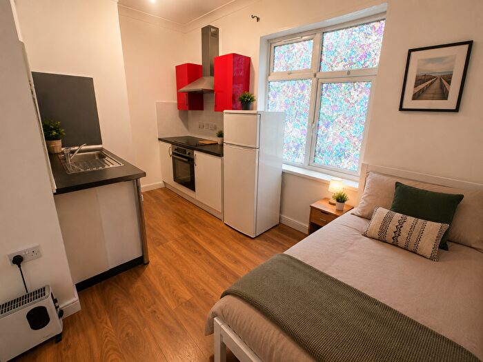 Flat To Rent In The Engine, Bute Street, Luton, LU1