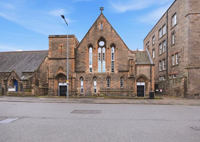 2 Bedroom Flat For Sale In / Easter Road, Edinburgh, EH7