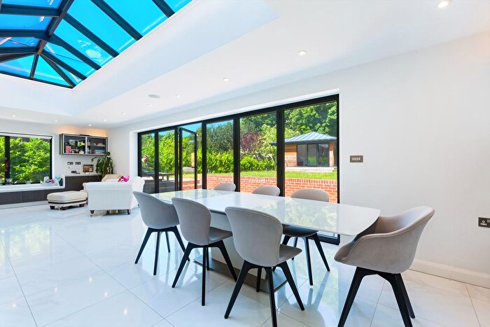 5 Bedroom Property To Rent In Lambourne Avenue, SW19