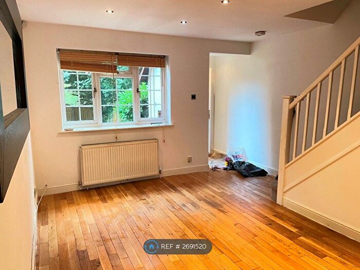 2 Bedroom Terraced House To Rent In Pendragon Walk, London, NW9