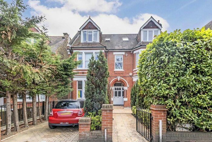 1 Bedroom Flat To Rent In Creffield Road, London, W5