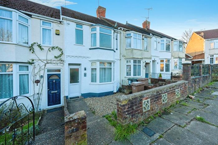 2 Bedroom Semi Detached House For Sale In Preston Gardens, Luton, LU2