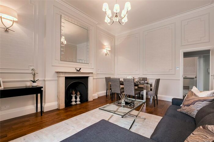 1 Bedroom Flat To Rent In Cadogan Place, London, SW1X