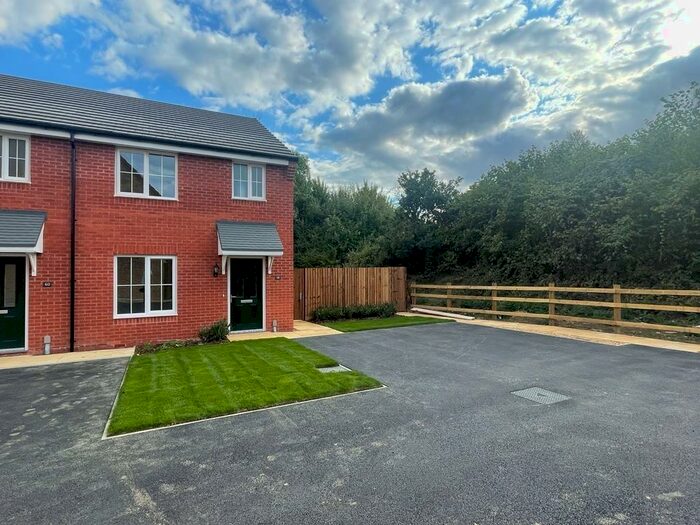 3 Bedroom Terraced House To Rent In Spa Chase, Bourne, PE10