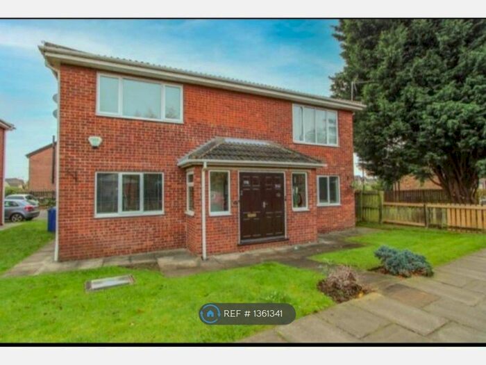 1 Bedroom Flat To Rent In Stoops Lane, Doncaster, DN4