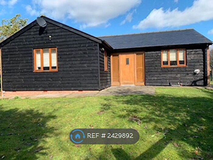 2 Bedroom Bungalow To Rent In Hogsnorton Cottage, Rabley Heath, Welwyn, AL6