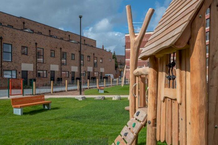 3 Bedroom Property To Rent In Hooper Street, Birmingham, B18