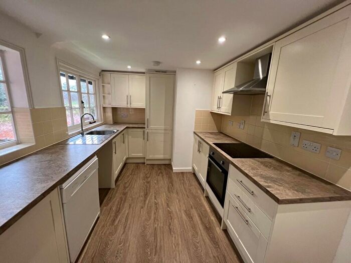 3 Bedroom Maisonette To Rent In Broadlands Park, Romsey, Hampshire, SO51
