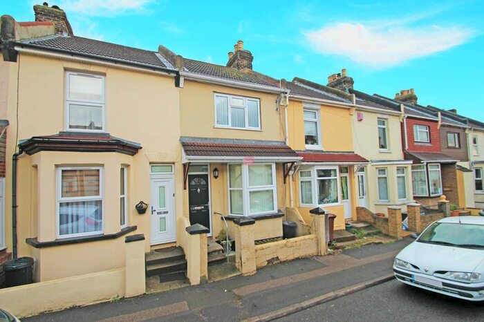 3 Bedroom Terraced House To Rent In King Edward Road, Gillingham ME7