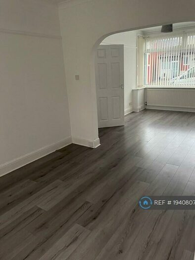 3 Bedroom Semi-Detached House To Rent In Co-Operative Street, Hazel Grove, Stockport, SK7