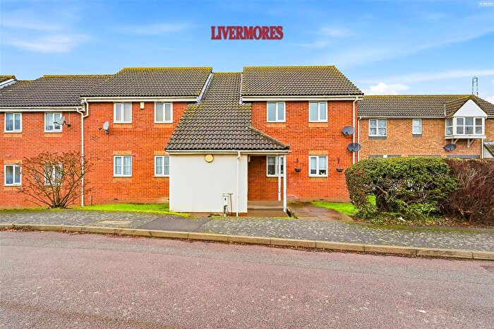1 Bedroom Flat For Sale In Eton Way, Dartford, DA1