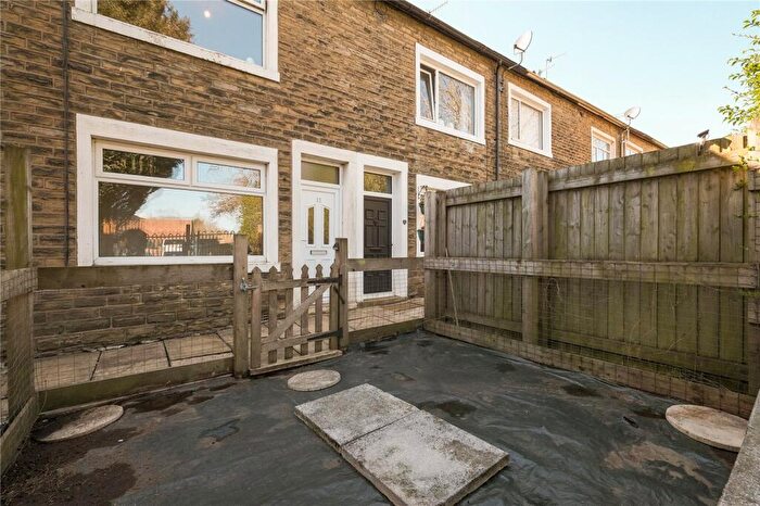 2 Bedroom Terraced House For Sale In West Close Road, Barnoldswick, Lancashire, BB18