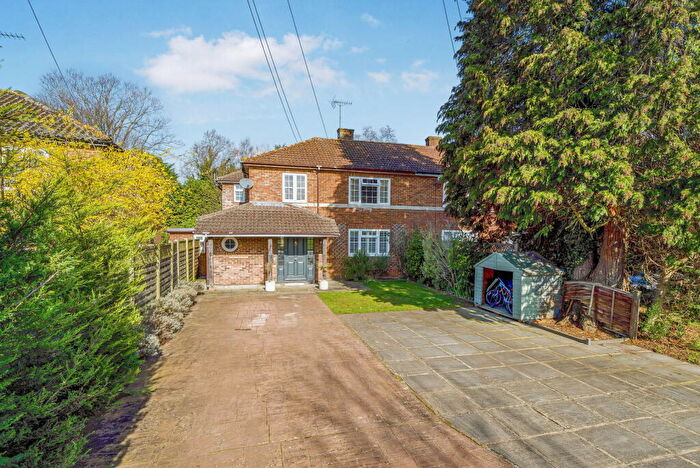 4 Bedroom Semi Detached House For Sale In Nightingale Crescent, West Horsley, KT24