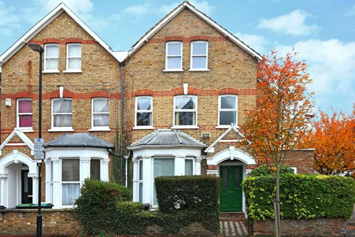 1 Bedroom Apartment To Rent In Victoria Road, London, N4
