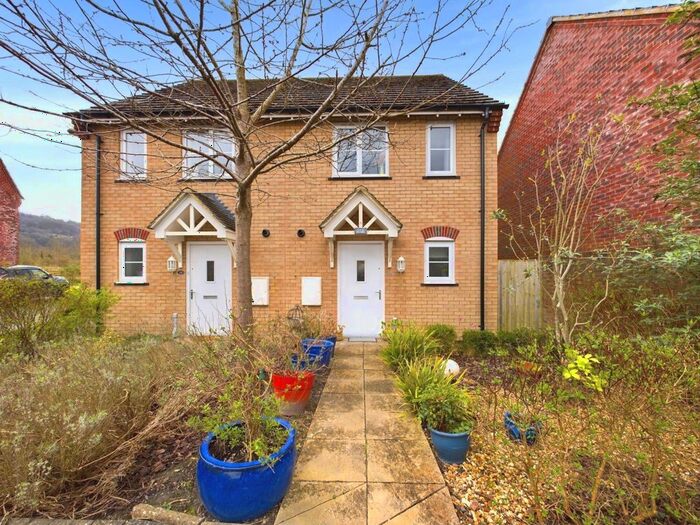 2 Bedroom Semi-Detached House To Rent In Chalkpit Lane, Chinnor, OX39