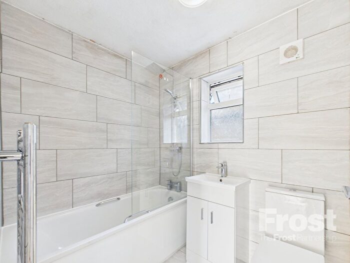 2 Bedroom Maisonette To Rent In Staines Road, Feltham, TW14