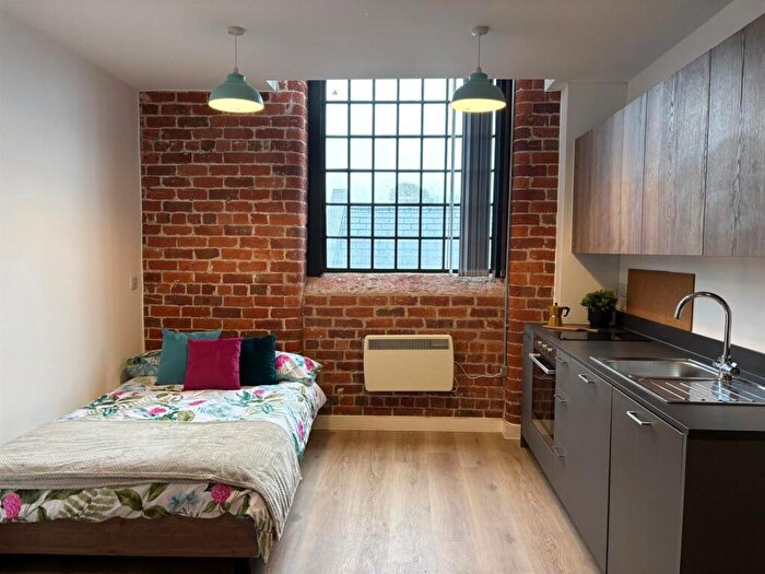 1 Bedroom Private Hall To Rent In Silk Mill, Galgate, LA2