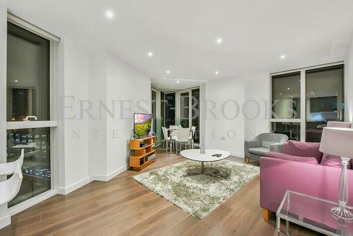 2 Bedroom Apartment To Rent In Pinnacle Tower, Saffron Square, Croydon, CR0