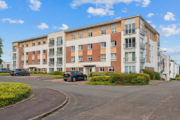 2 Bedroom Flat For Sale In Canniesburn Quadrant, Bearsden, Glasgow, G61