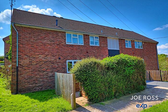 2 Bedroom Flat For Sale In St. Giles Crescent, Maldon, CM9