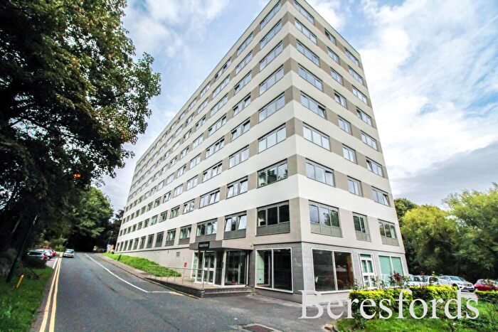 2 Bedroom Apartment For Sale In Hubert Road, Brentwood, CM14