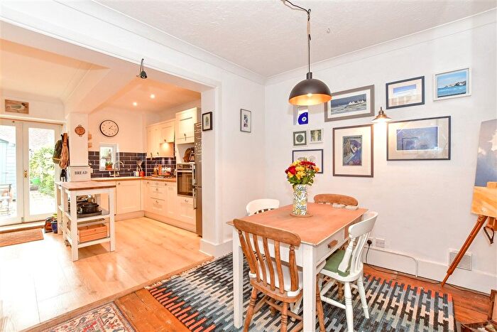 2 Bedroom End Of Terrace House For Sale In Angel Street, Petworth, West Sussex, GU28