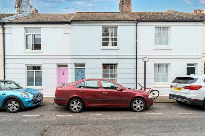 2 Bedroom Terraced House To Rent In Queens Gardens, Brighton, BN1