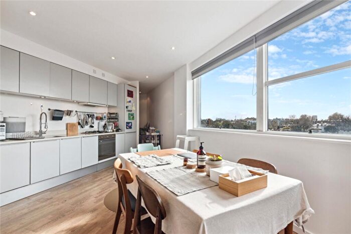 2 Bedroom Flat To Rent In Holloway Road, Highbury Corner, N7