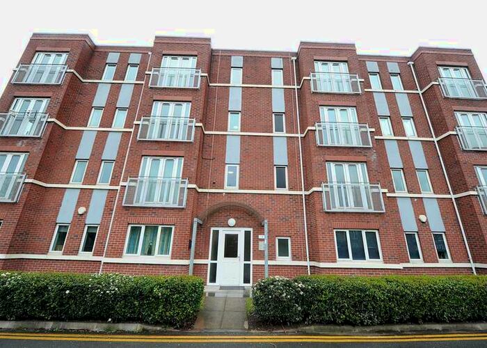 2 Bedroom Apartment To Rent In 32 Forebay Drive, M44