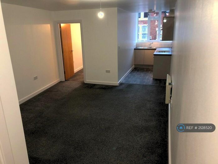 1 Bedroom Flat To Rent In Outram Street, Sutton-In-Ashfield, NG17