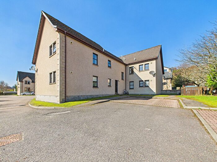 2 Bedroom Flat For Sale In Ruthven Court, Kingussie, PH21
