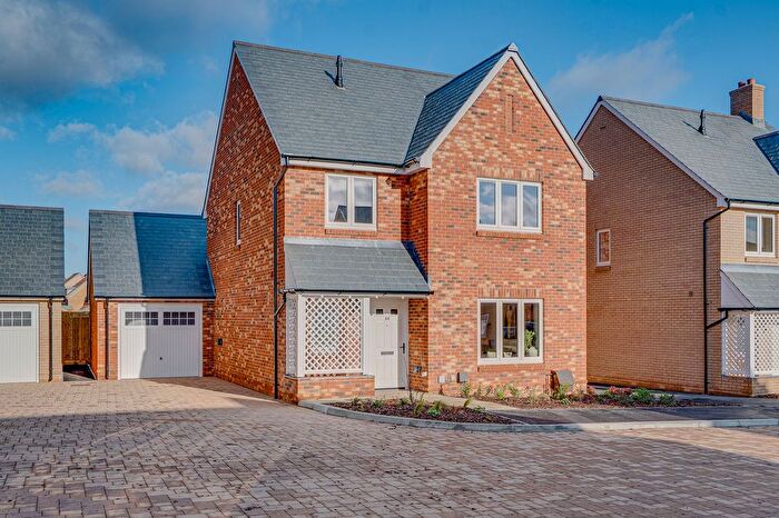 4 Bedroom Detached House For Sale In Heritage Place, Eastleigh, SO50