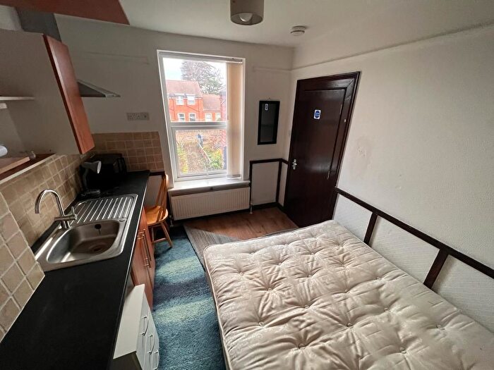 1 Bedroom Terraced House To Rent In Kingsley Gardens, Northampton, NN2