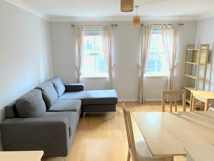 2 Bedroom Apartment To Rent In Haberdasher Street, Old Street, N1
